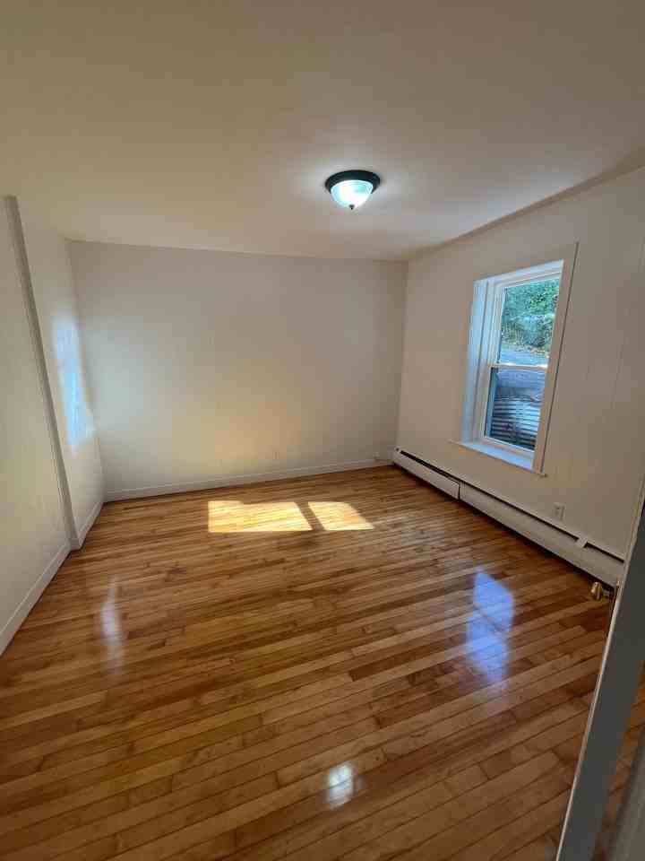 Gage St #1A - Photo 7 of 8