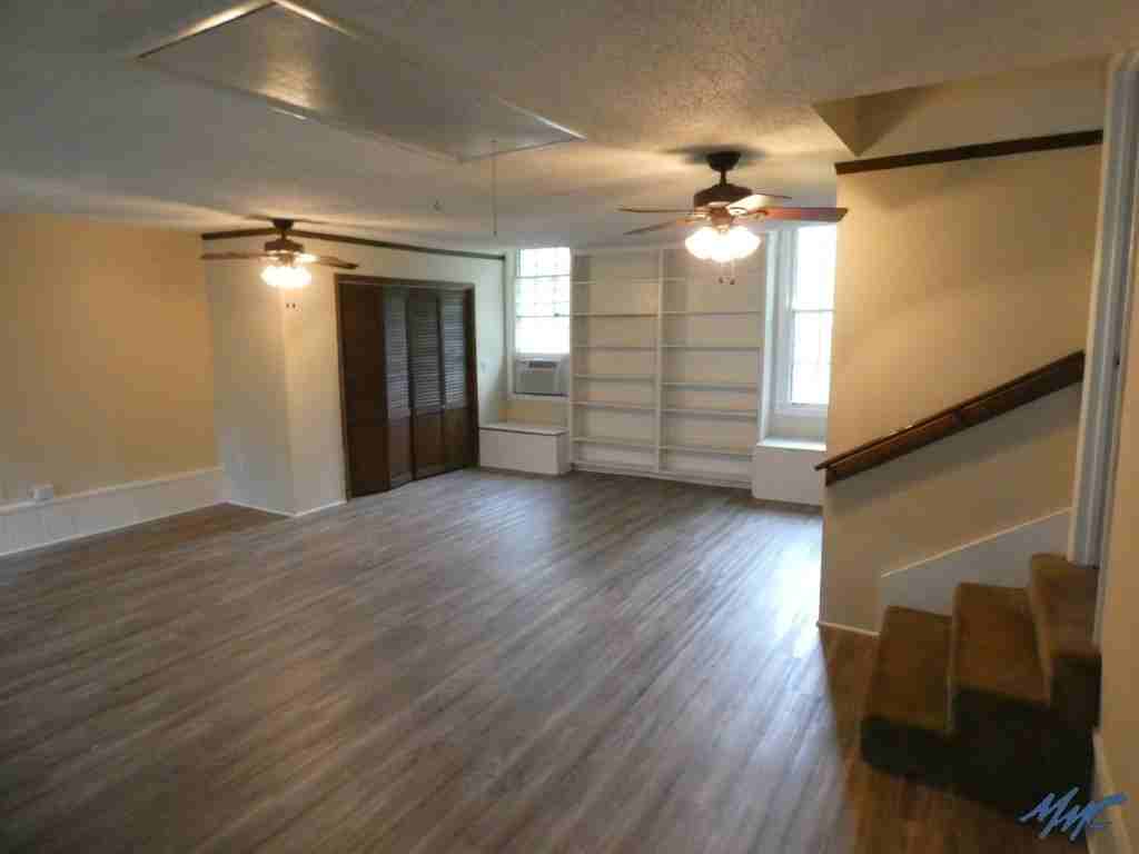2411 Tinnell Ct - Photo 6 of 29