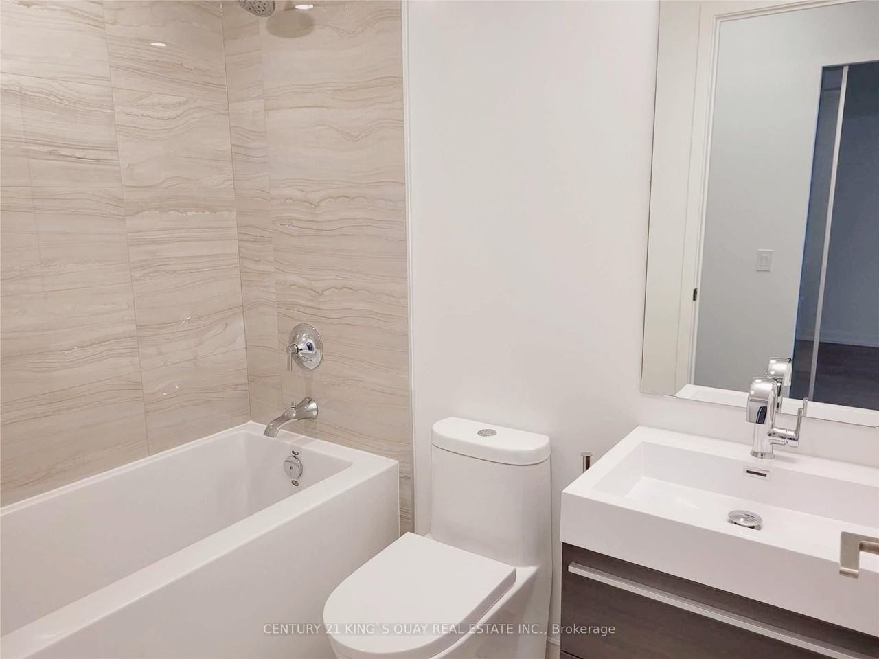 39 Roehampton Avenue #2510 - Photo 6 of 19