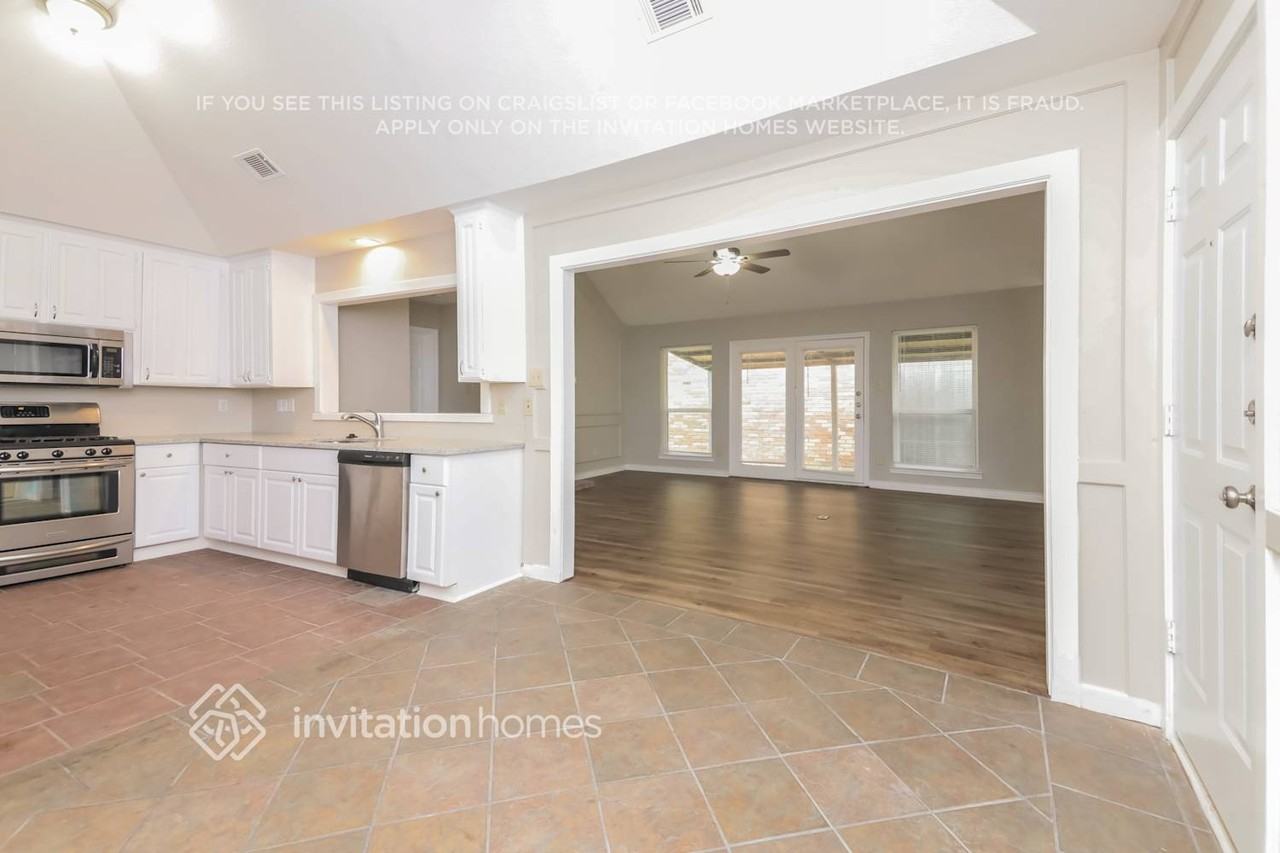 506 Bryan Ct - Photo 6 of 16