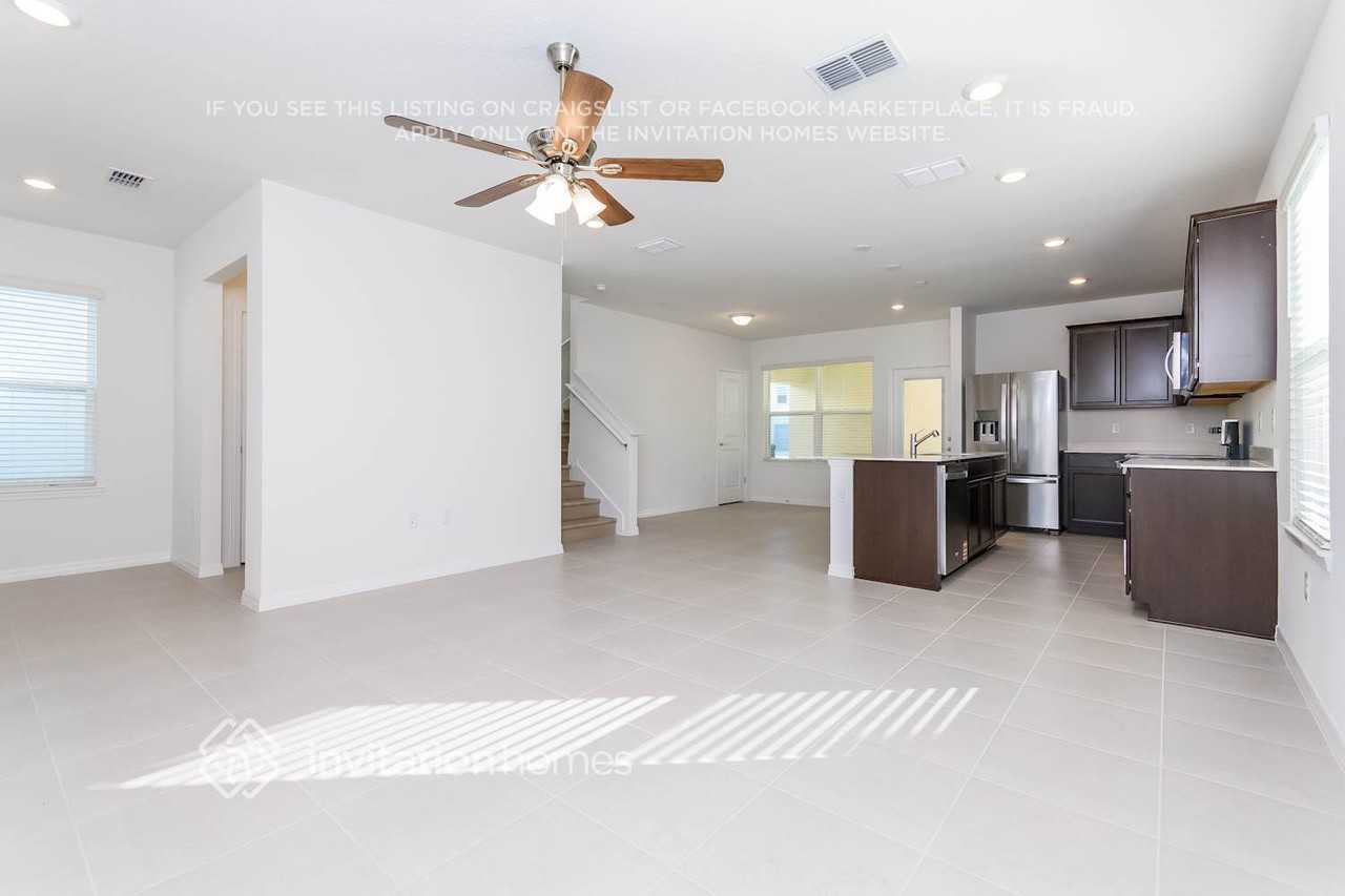 6520 Tabebuia Pkwy - Photo 6 of 21