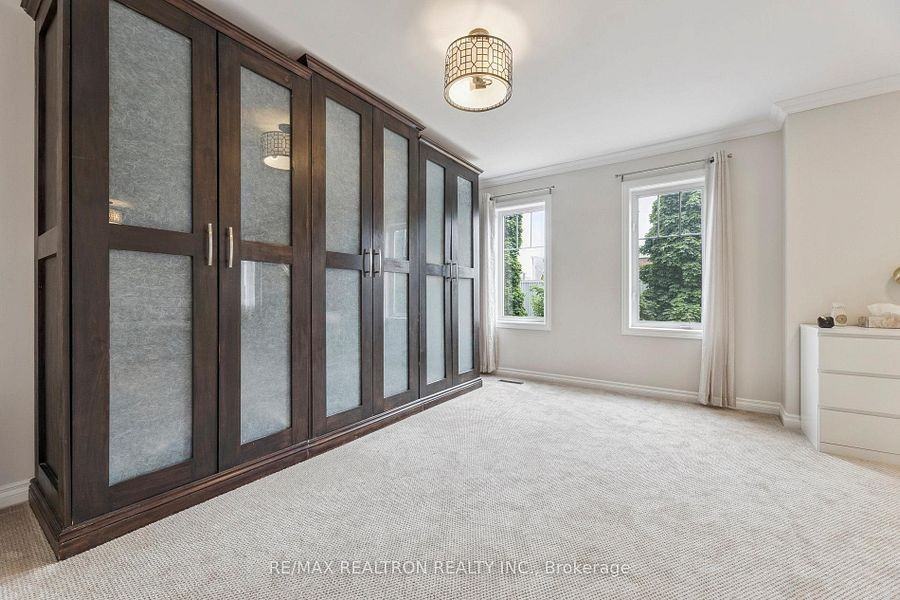 27 Haverhill Crescent - Photo 5 of 22