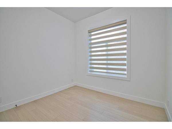 9112 156 Street - Photo 6 of 11