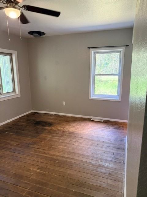 640 N Schwamberger Rd - Photo 2 of 14