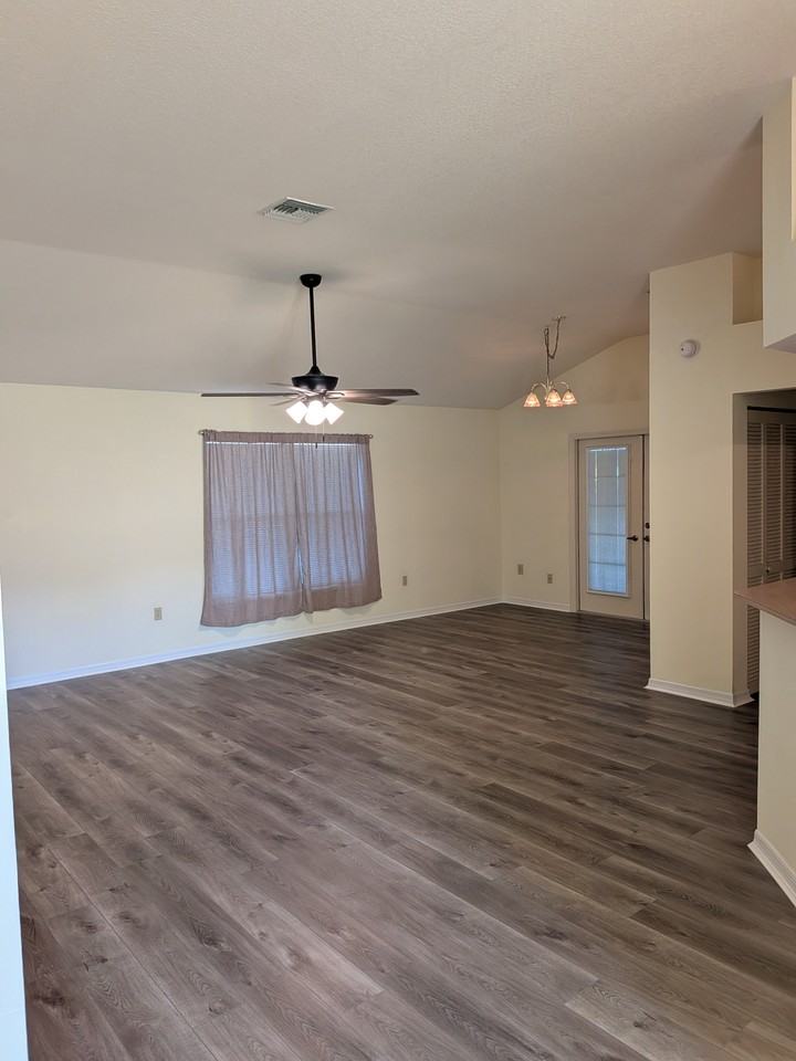 4210 N Mae West Way #1 - Photo 5 of 11