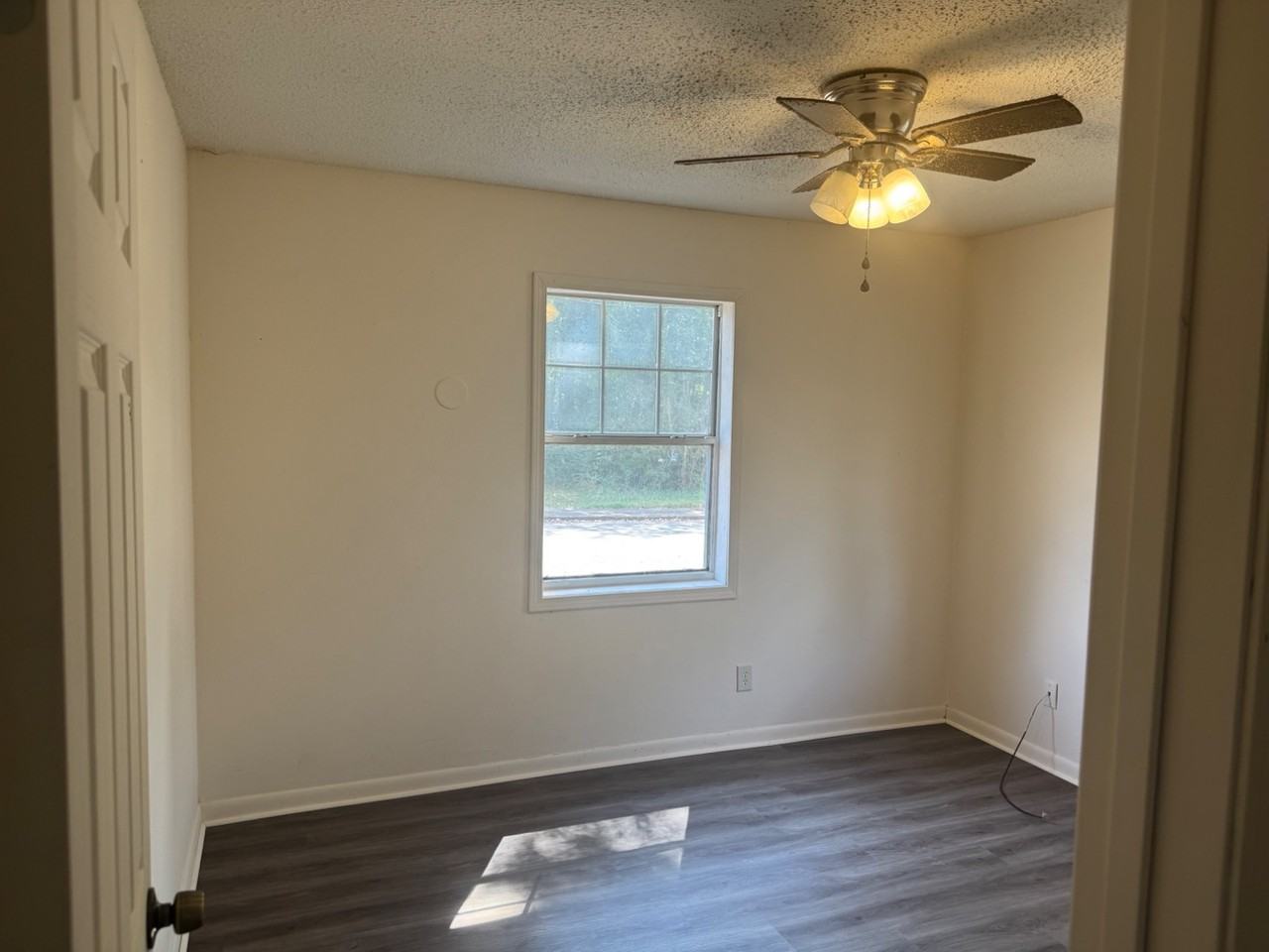 113 Birch St - Photo 6 of 8