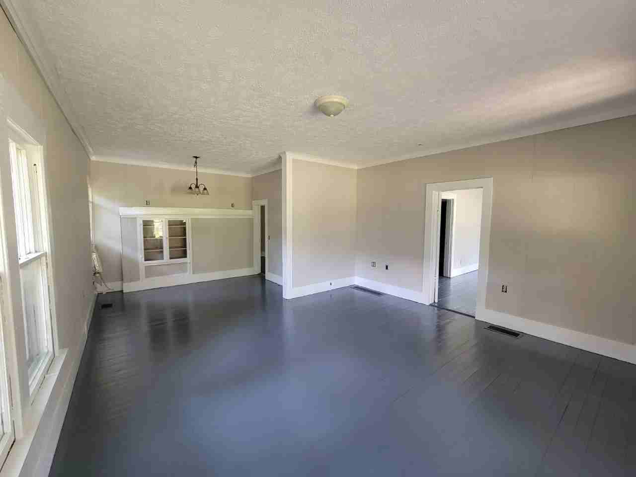 269 W Forest Ave - Photo 4 of 11