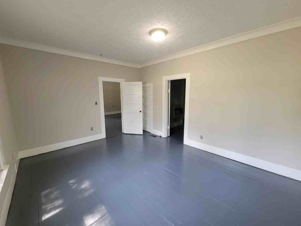 269 W Forest Ave - Photo 7 of 11