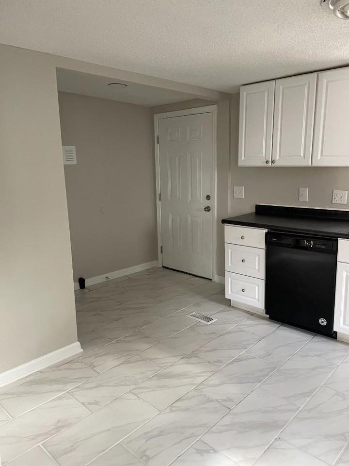1405 W Walnut Ave - Photo 7 of 11