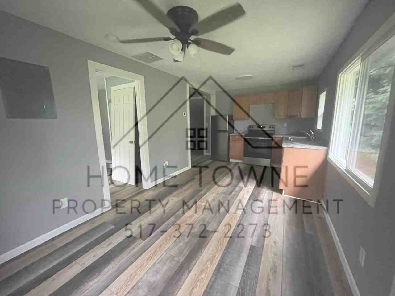600 W Hodge Ave - Photo 6 of 11