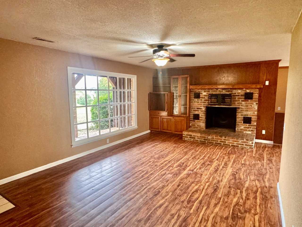 3334 S Westwood Blvd - Photo 5 of 8