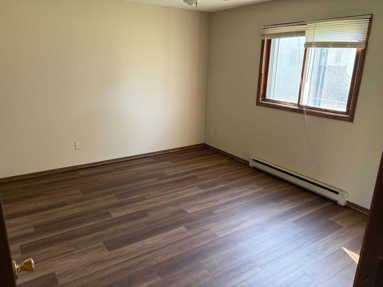 2621 Harvey Dr - Photo 4 of 5