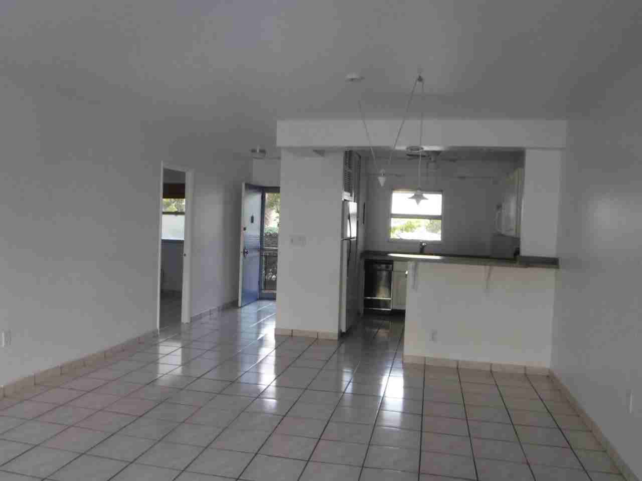 2601 S Roosevelt Blvd - Photo 3 of 11