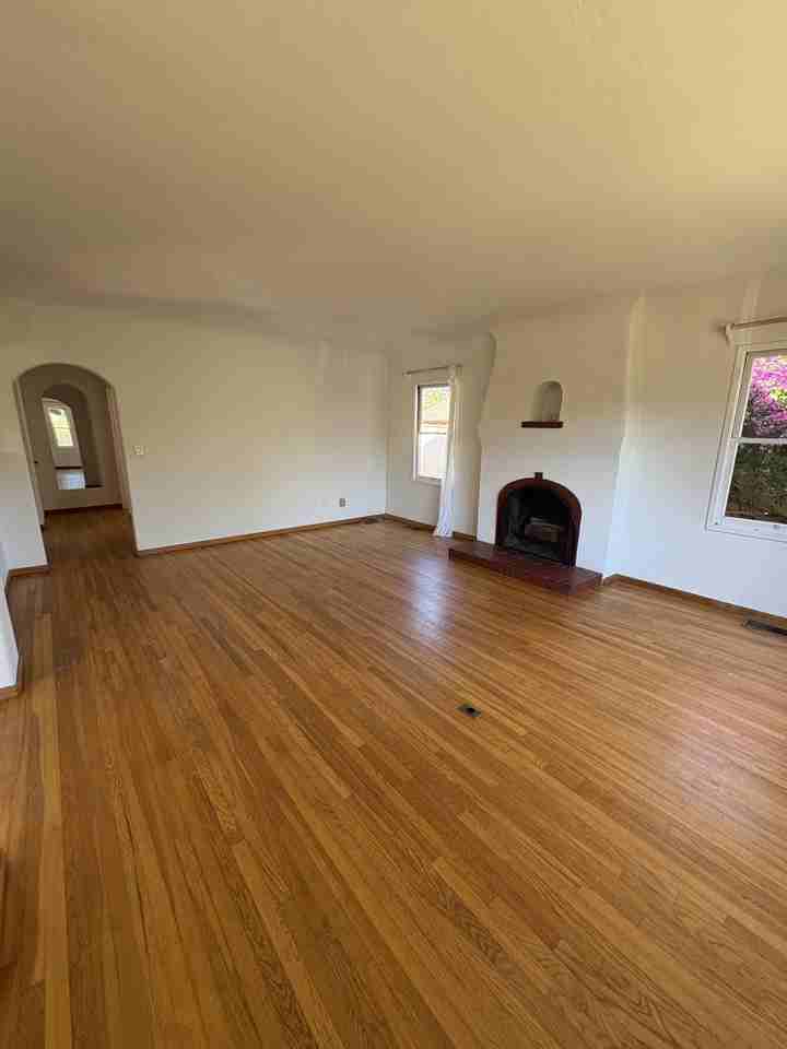 1313 Robbins St #1 - Photo 2 of 17