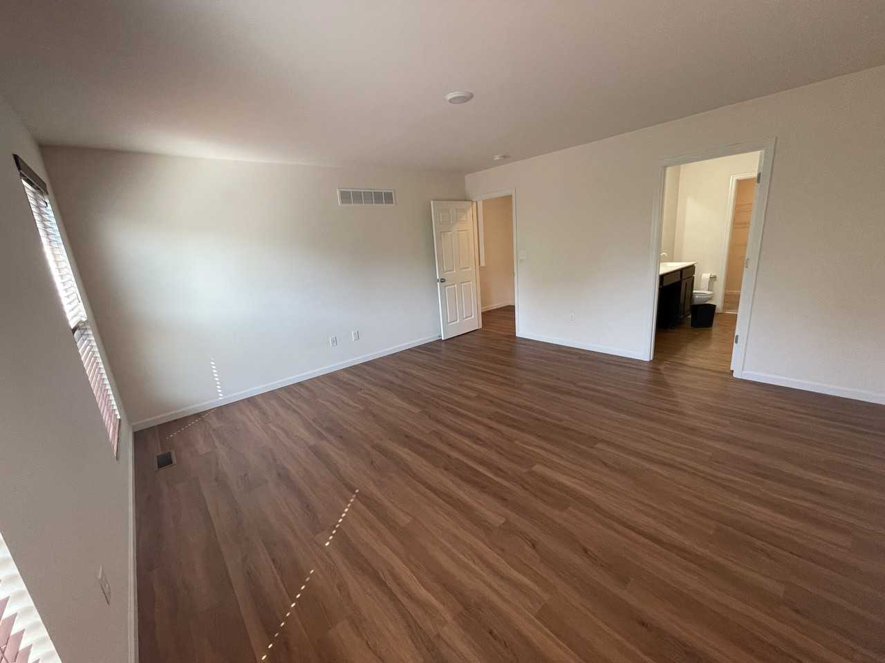1132 William Penn Dr #1 - Photo 3 of 10