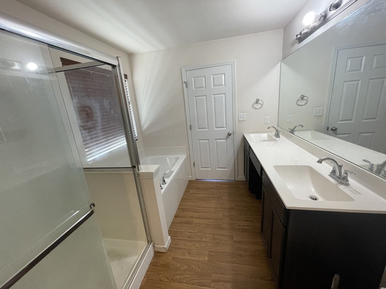 1132 William Penn Dr #1 - Photo 5 of 10