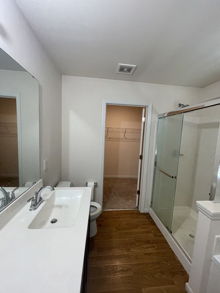1132 William Penn Dr #1 - Photo 6 of 10