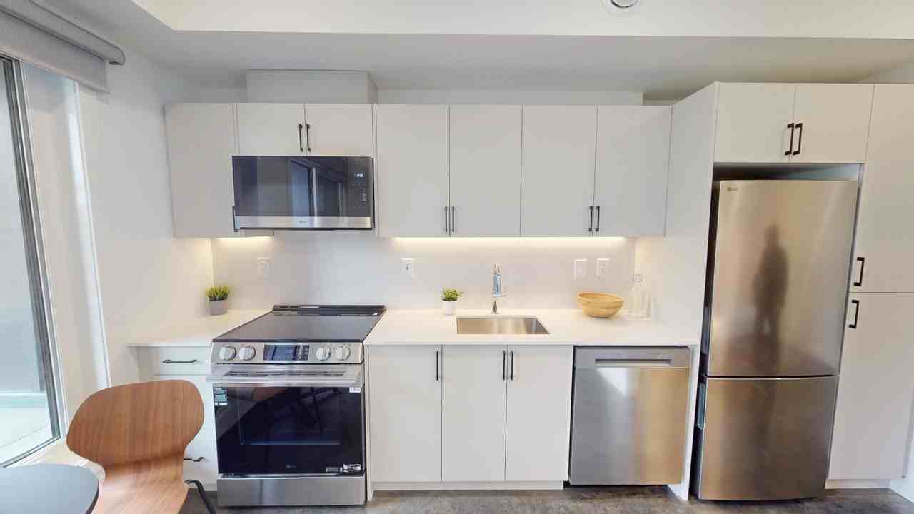 1431 9 Ave SE - Studio/1Bed - Photo 3 of 10