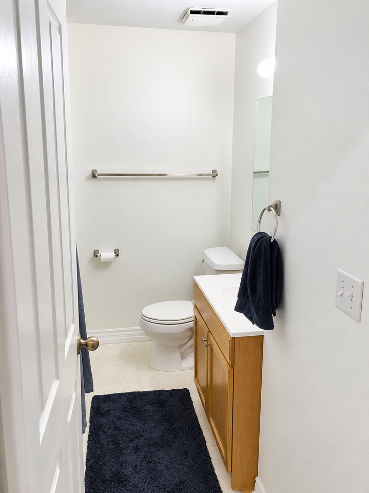 1533 N Riverside Ave - Photo 5 of 11