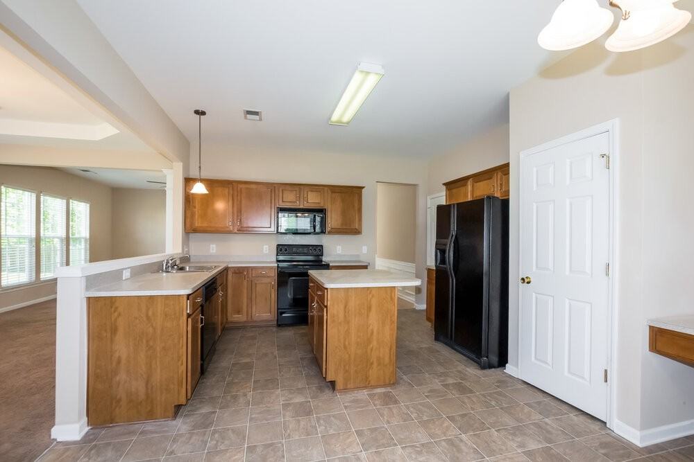 10716 Norway Spruce Ct - Photo 4 of 17