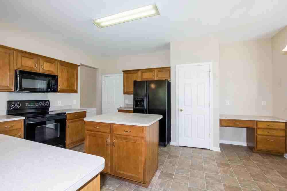 10716 Norway Spruce Ct - Photo 6 of 17