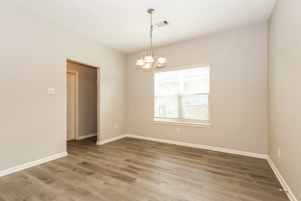 985 Oak Falls Dr - Photo 7 of 17