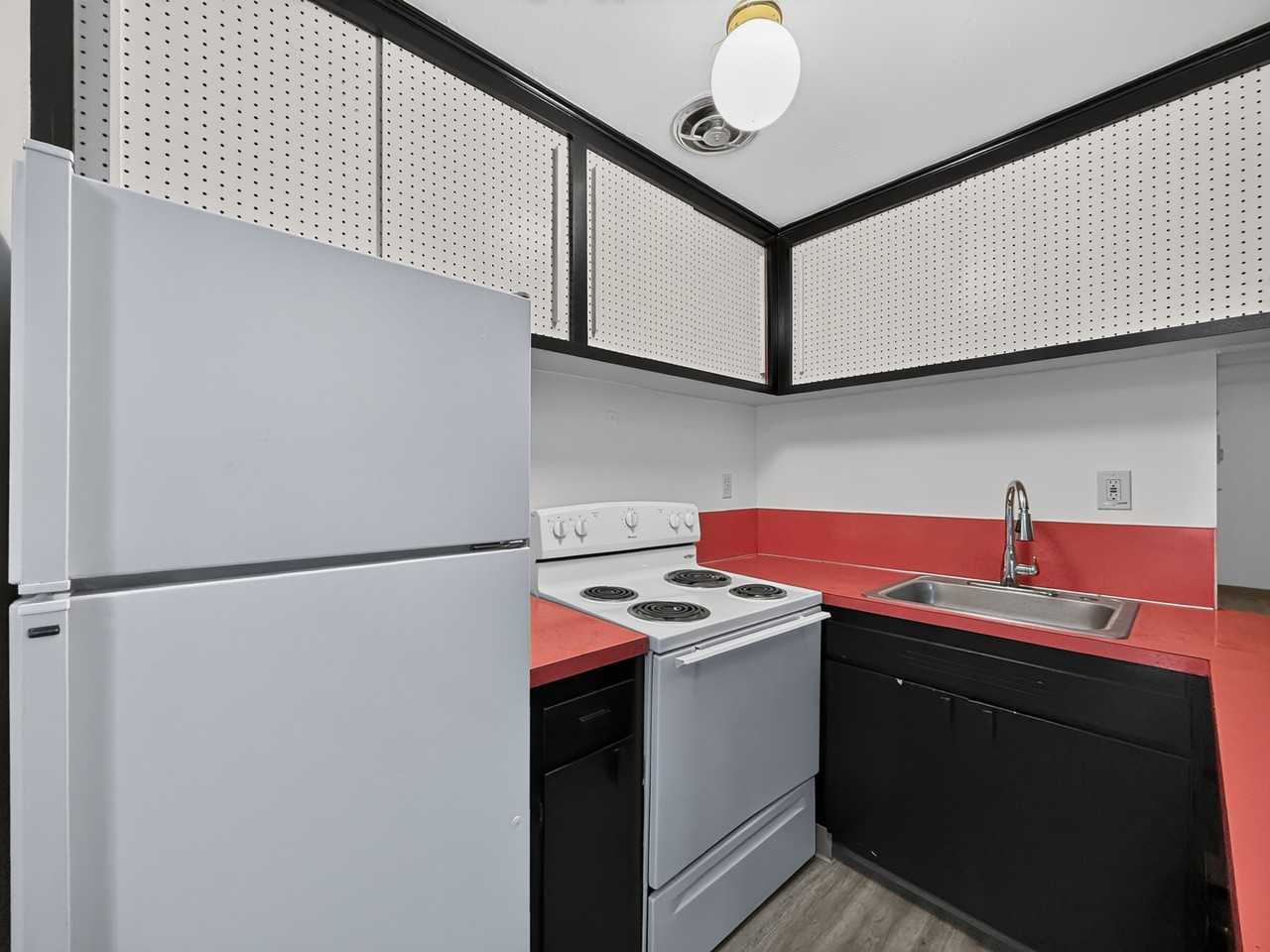 1319 15th Ave S #15 - Photo 5 of 19