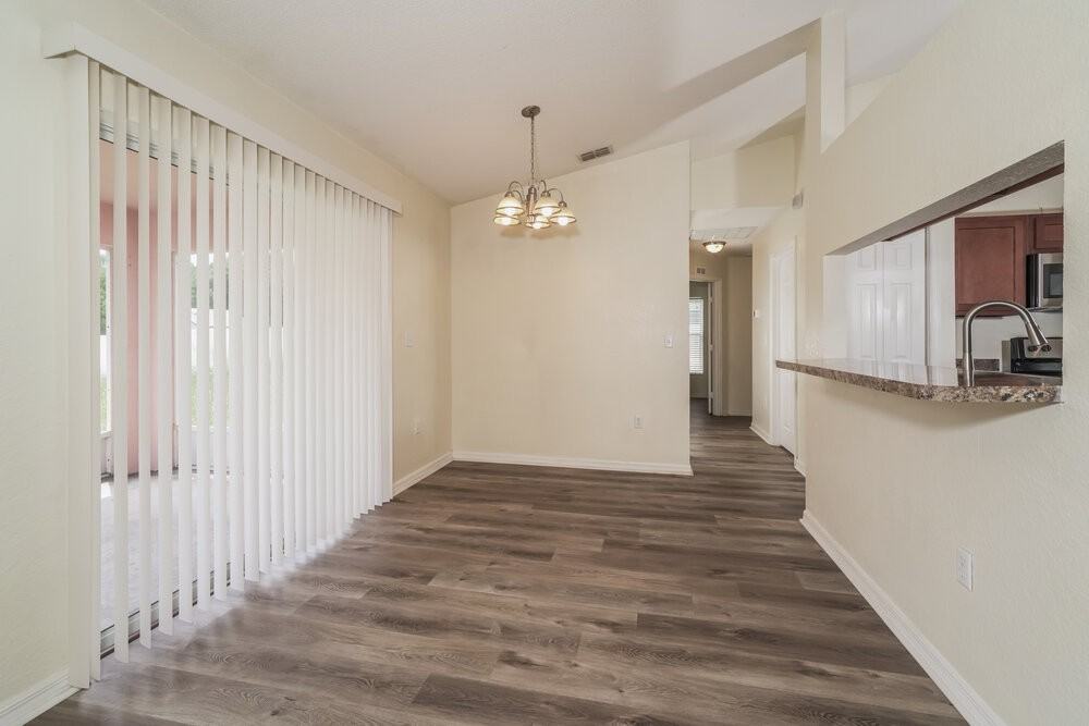 7172 Summit Dr - Photo 5 of 16