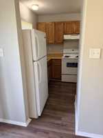 featured image of 4503 Lakeside Dr
