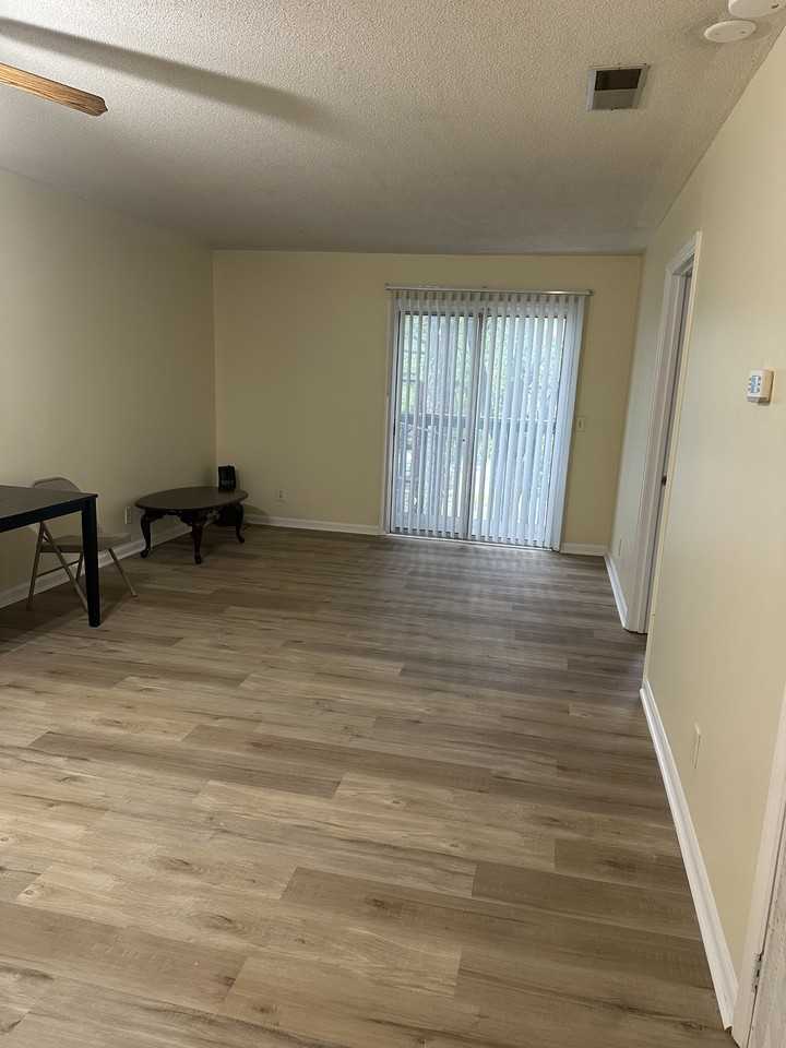 207 Ashley Forest Rd - Photo 7 of 28