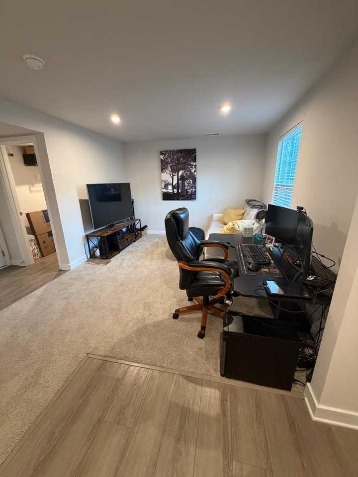 331 Cramerton Mills Pkwy - Photo 7 of 29