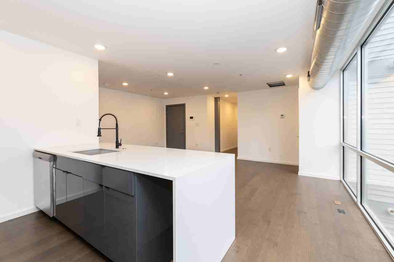 1520 N Marshall St #2 - Photo 6 of 20