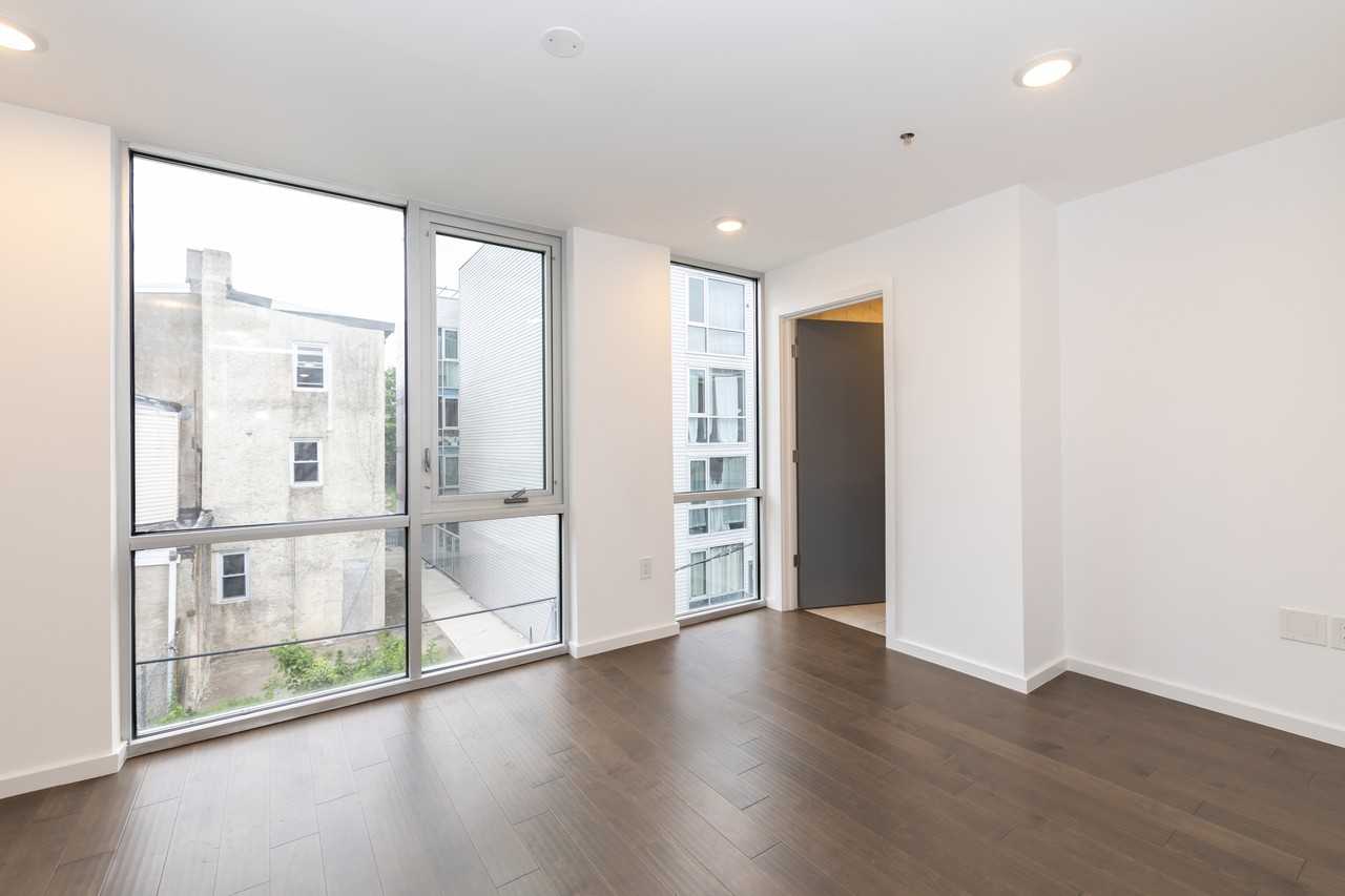 1520 N Marshall St #2 - Photo 7 of 20