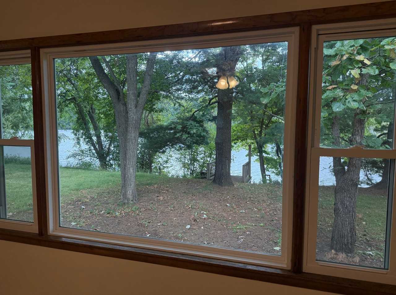 3320 Riverview Dr - Photo 6 of 17