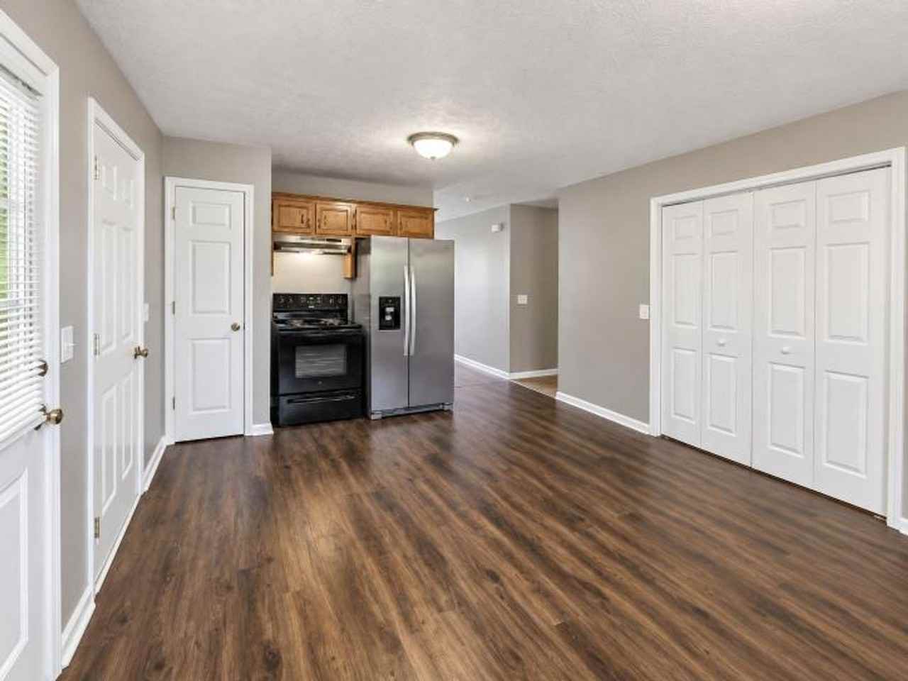 208 Ruf Dr - Photo 5 of 15