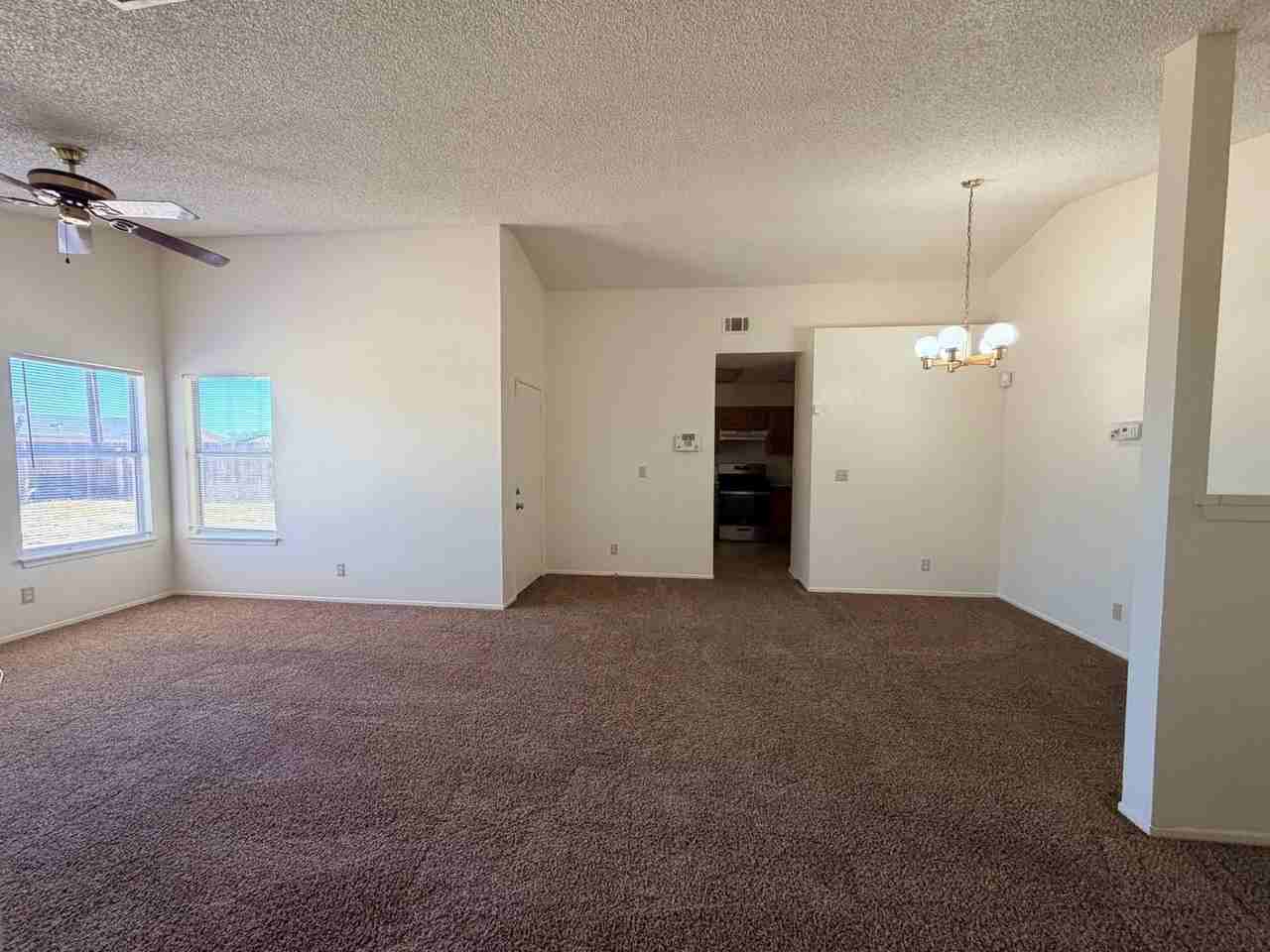 8449 Viburnum Ave - Photo 6 of 17