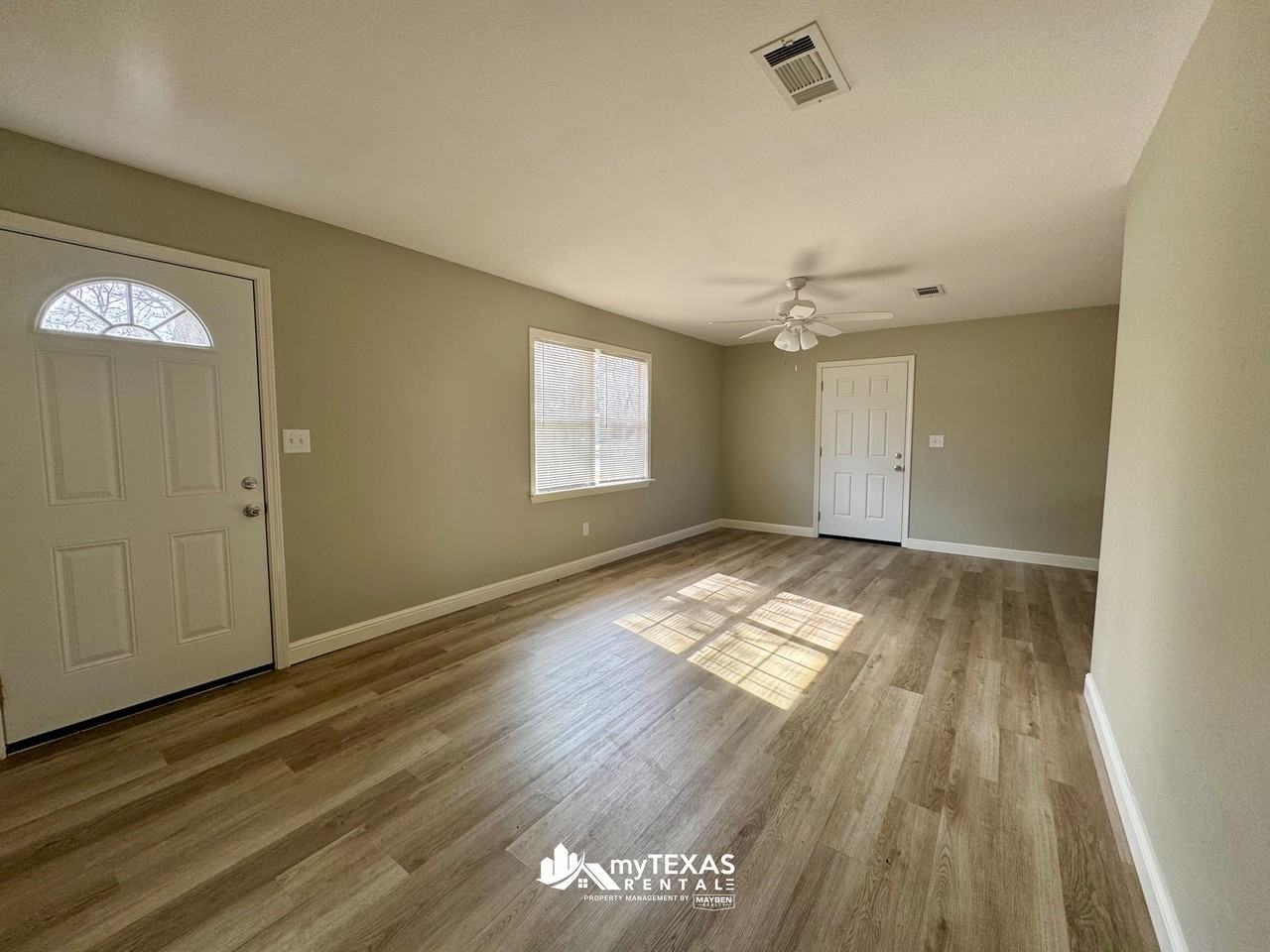 301 Fairview St #1 - Photo 5 of 10