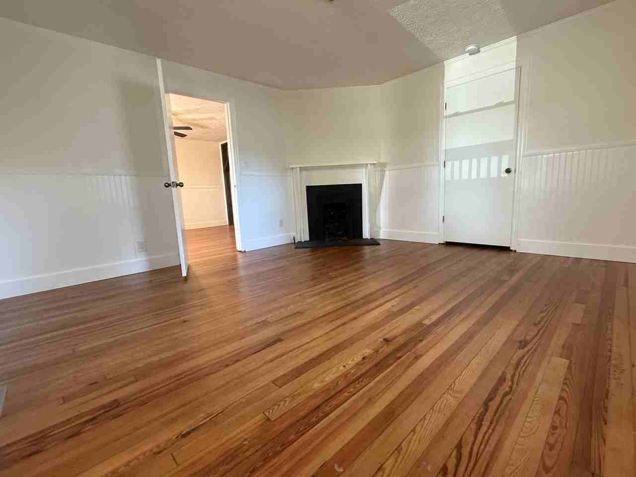 430 E 3rd St #1 - Photo 5 of 10