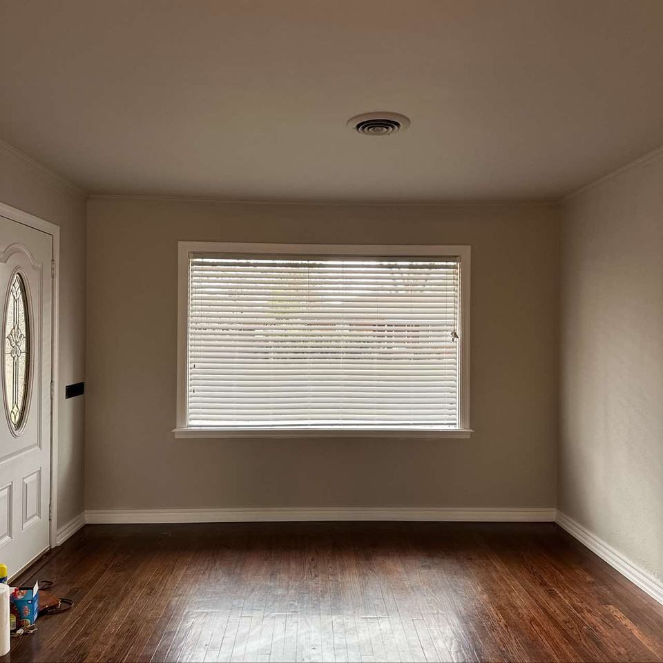 3129 Nimitz Blvd #1 - Photo 5 of 10