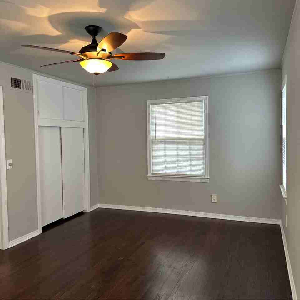 3129 Nimitz Blvd #1 - Photo 6 of 10