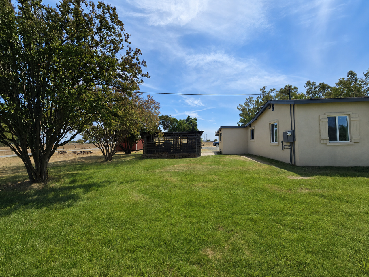 10990 Twin Cities Rd #1 - Photo 2 of 23