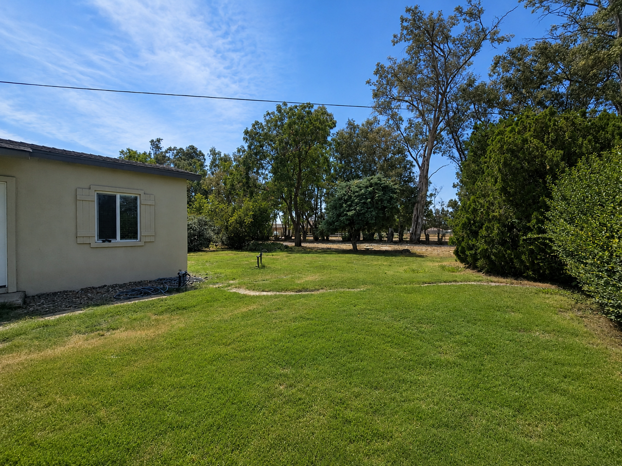 10990 Twin Cities Rd #1 - Photo 5 of 23