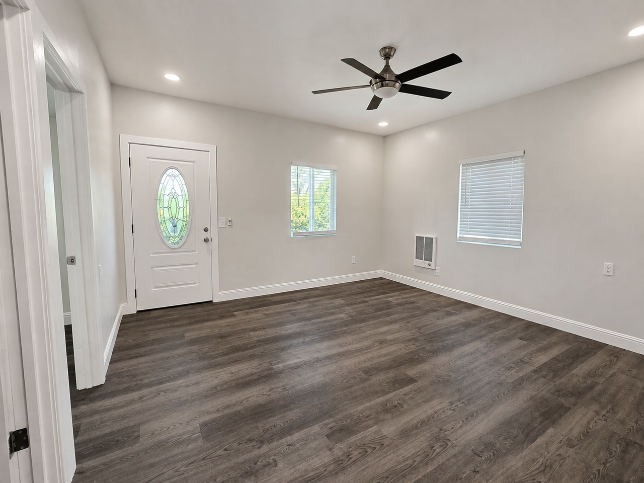 10990 Twin Cities Rd #1 - Photo 7 of 23