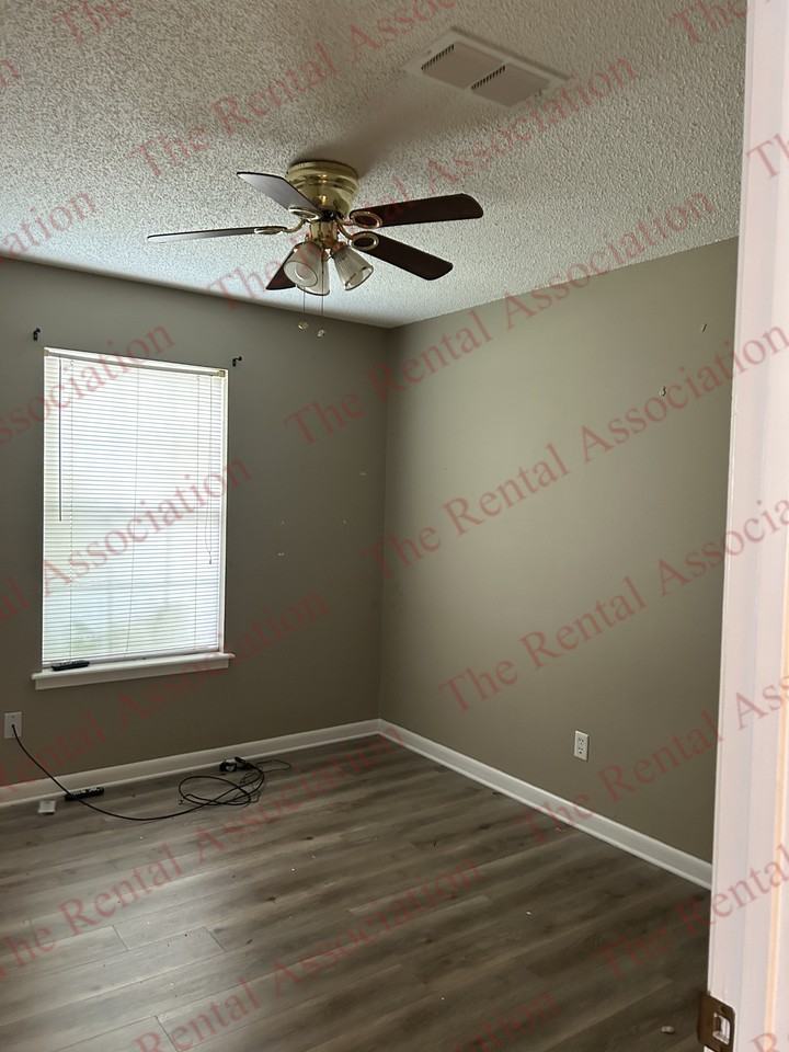 541 Melton Dr #1 - Photo 5 of 16