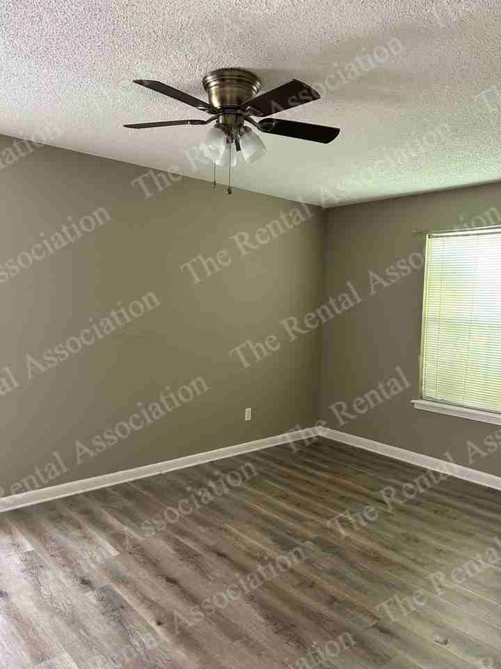 541 Melton Dr #1 - Photo 6 of 16