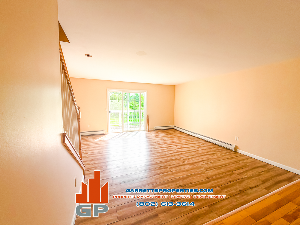 14 Giles Dr #1 - Photo 3 of 21