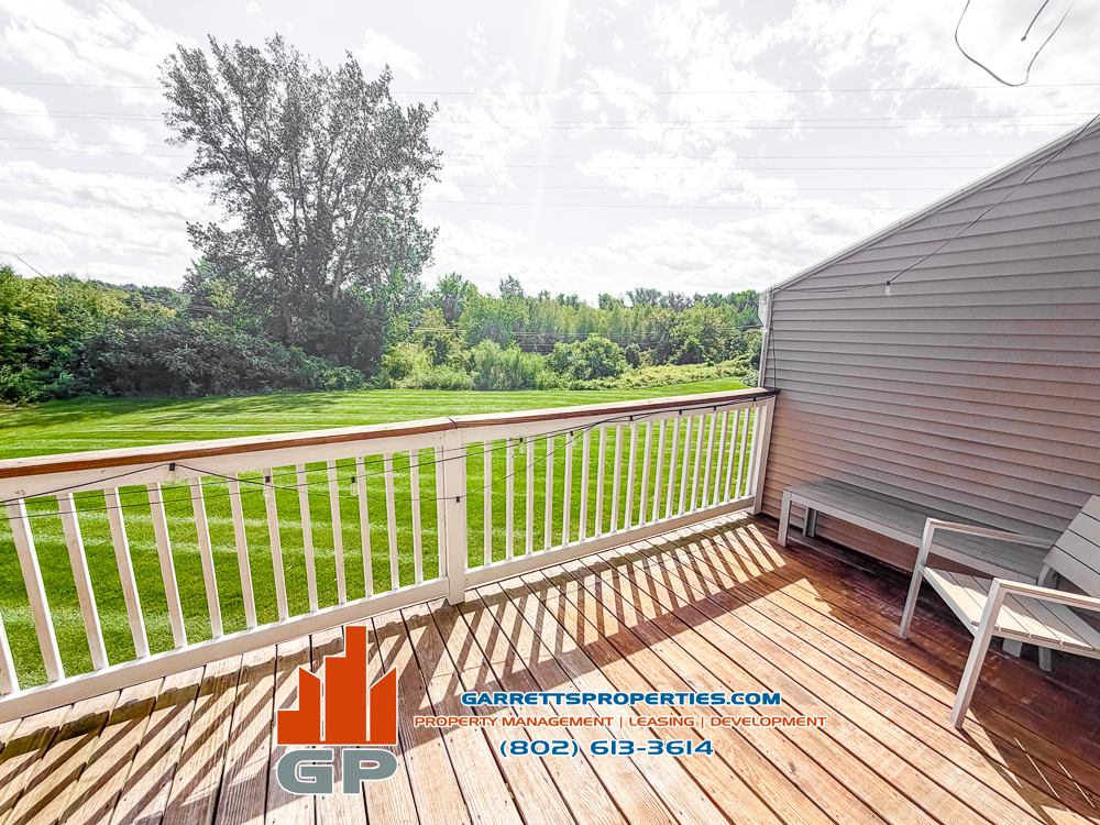 14 Giles Dr #1 - Photo 5 of 21