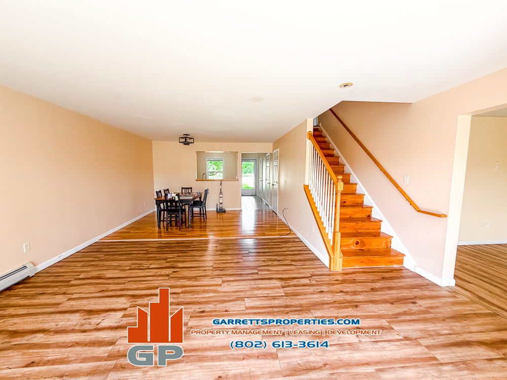 14 Giles Dr #1 - Photo 6 of 21