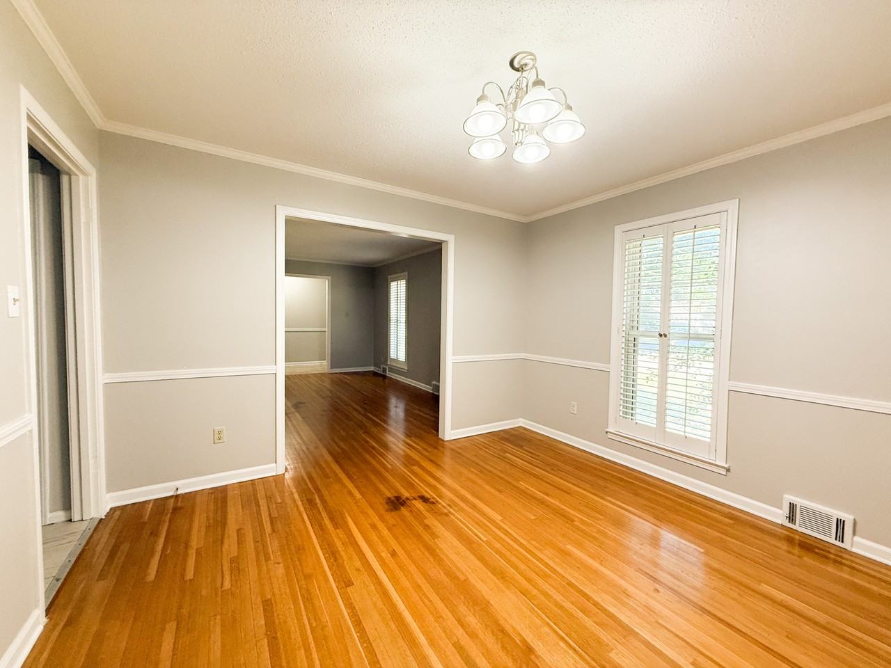 5305 Oak Meadow Ave #1 - Photo 7 of 21