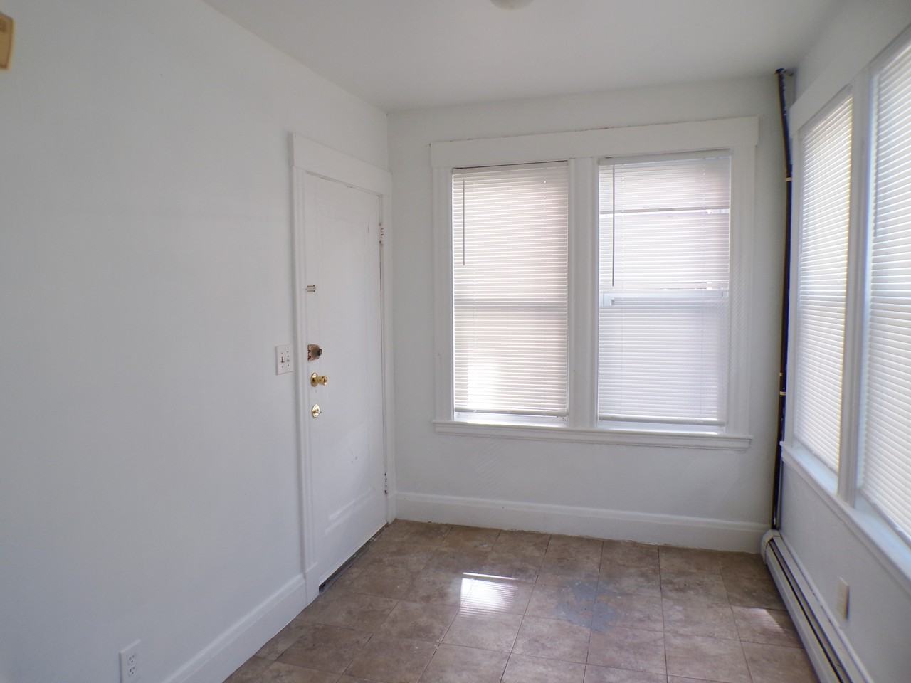 24 Hanover Circle ##1 - Photo 6 of 6